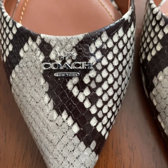 Coach flats - Picture 2 of 4